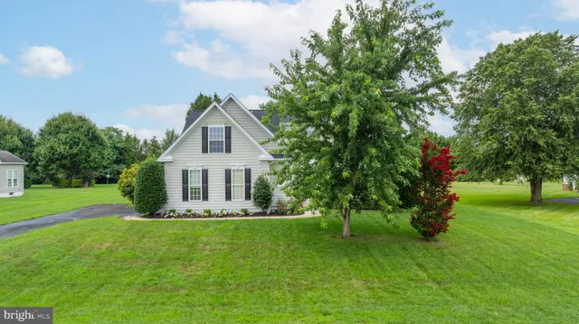 $569,000 | 15274 Robinson Drive, Milton, DE 19968