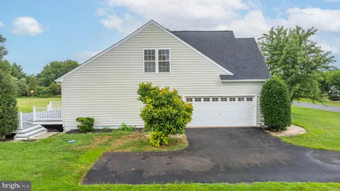 $575,000 | 15274 Robinson Drive, Milton, DE 19968