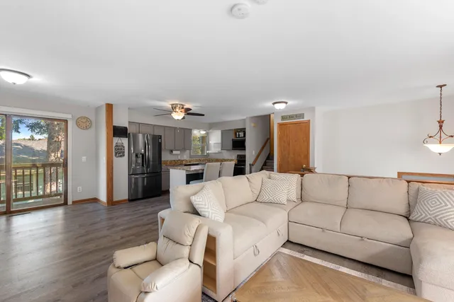 $410,000 | W165-n10401 Wagon Trail, Germantown, WI 53022