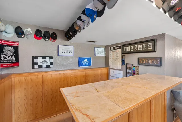 $410,000 | W165-n10401 Wagon Trail, Germantown, WI 53022