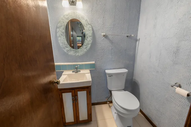 $410,000 | W165-n10401 Wagon Trail, Germantown, WI 53022