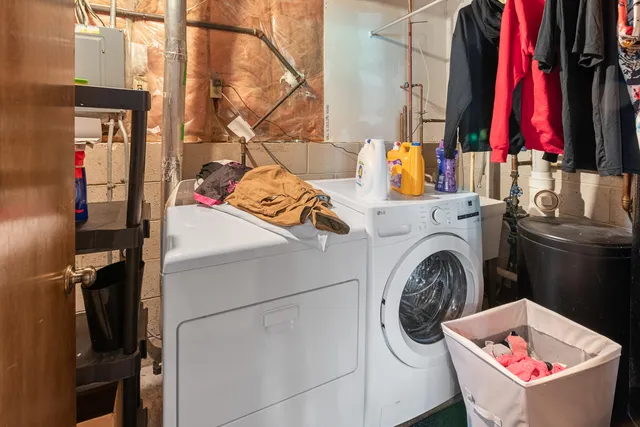 $410,000 | W165-n10401 Wagon Trail, Germantown, WI 53022