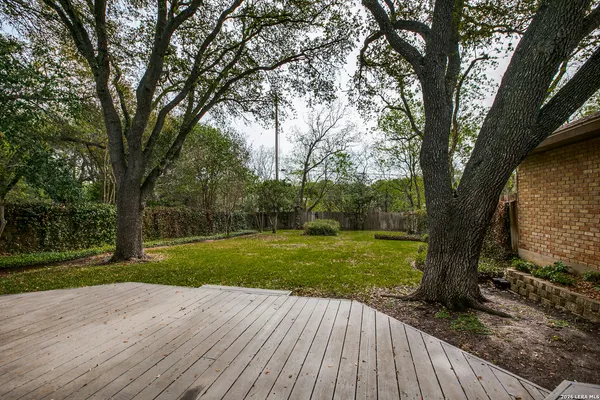 $2,295 | 11162 Whisper Spring, San Antonio, TX 78230