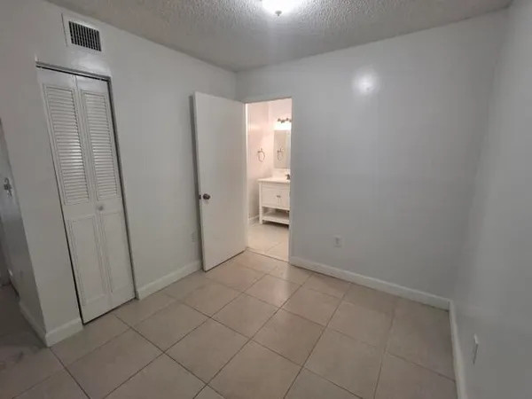 $1,400 | 6507 Winfield Boulevard, Unit 102C, Margate, FL 33063