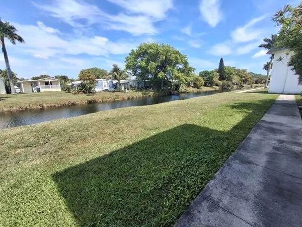 $1,400 | 6507 Winfield Boulevard, Unit 102C, Margate, FL 33063