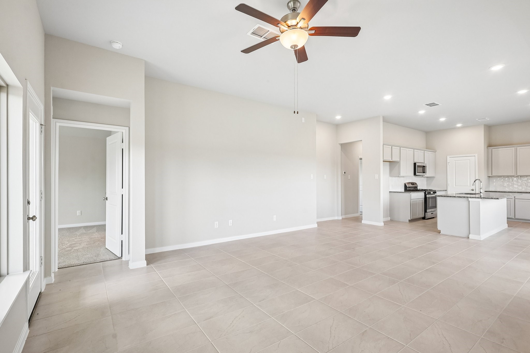 739 Hidden Mdw Street Rosharon, TX 77583 - Photo 11 of 41
