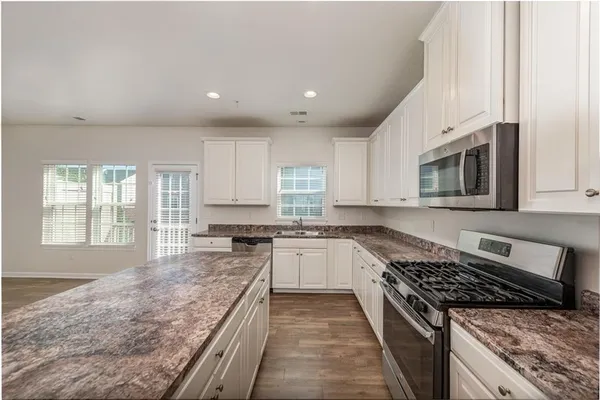$357,000 | 2104 Pointe View Drive, Mars, PA 16046