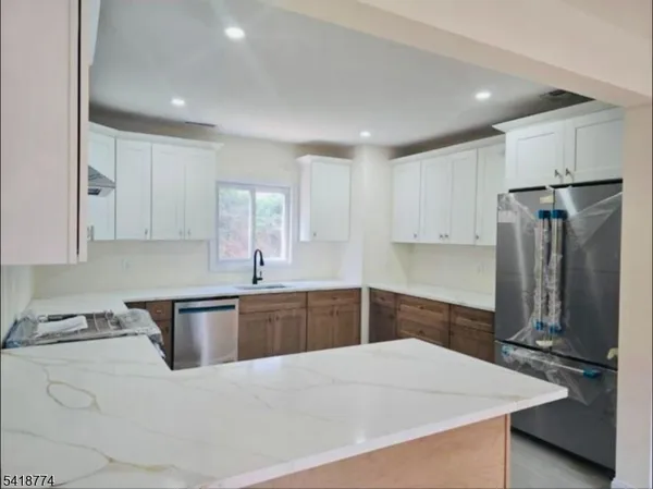 $5,000 | 18 Adams Terrace, Clifton, NJ 07013