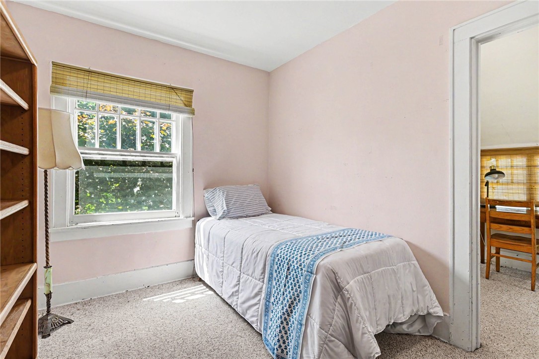44 Rawlinson Road Irondequoit, NY 14617 - Photo 18 of 33 Bedroom 2