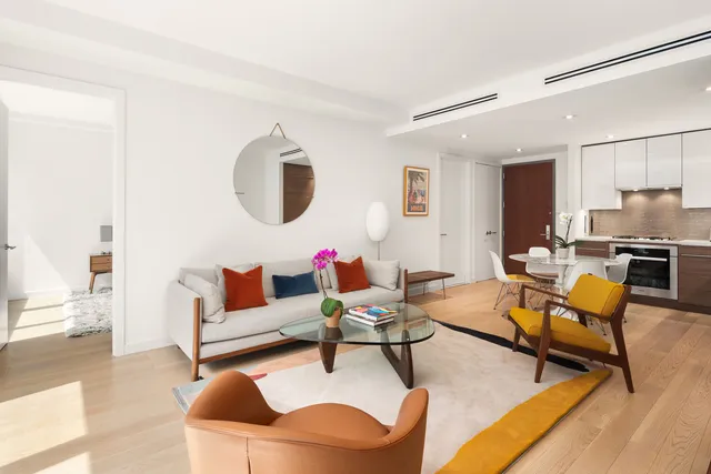 $8,800 | 337 East 62nd Street, Unit 2B | Lenox Hill