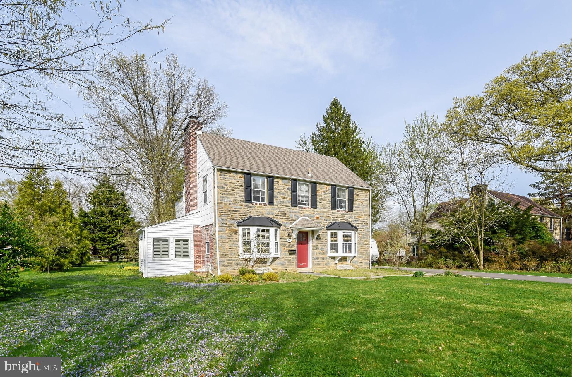 412 Hawthorne Road Wallingford, PA 19086 - Photo 2 of 20