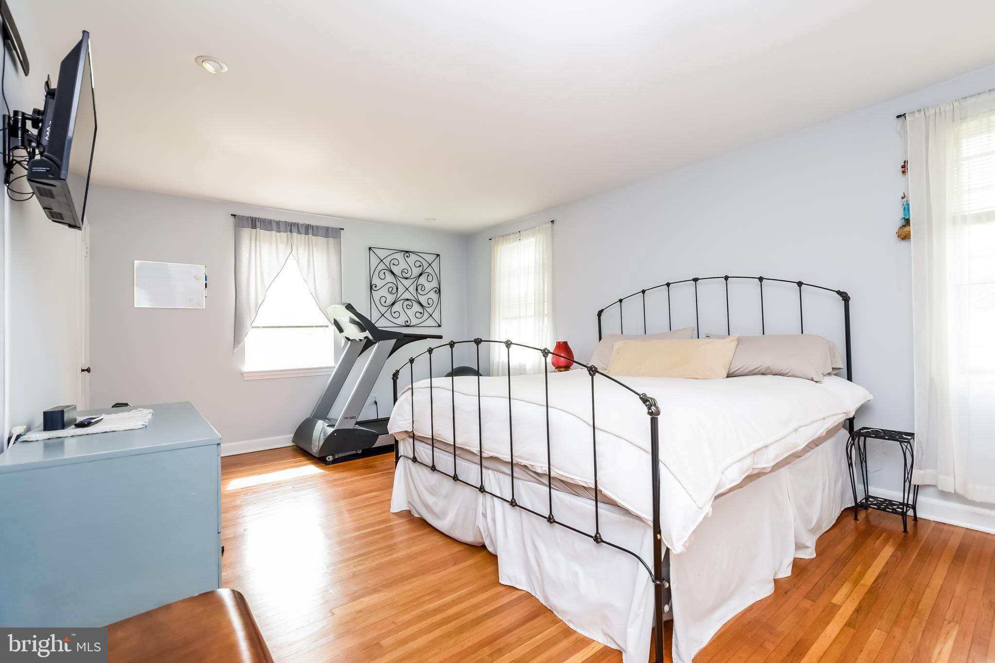 412 Hawthorne Road Wallingford, PA 19086 - Photo 11 of 20