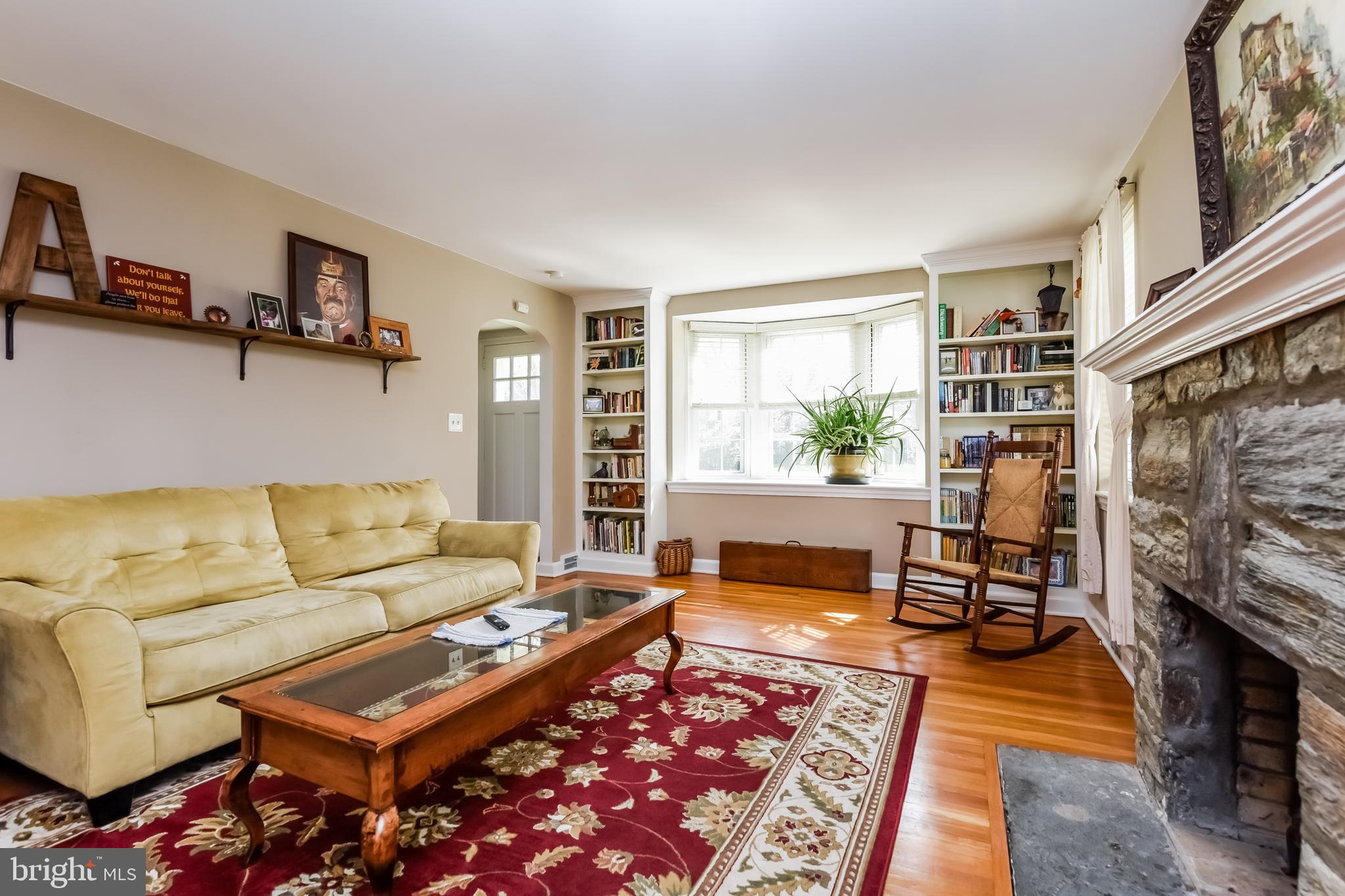 412 Hawthorne Road Wallingford, PA 19086 - Photo 4 of 20