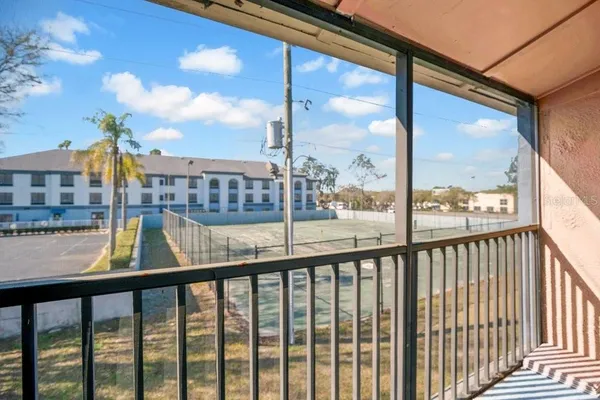 $1,300 | 2507 North Alafaya Trail, Unit 10, Orlando, FL 32826