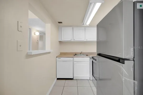 $1,300 | 2507 North Alafaya Trail, Unit 10, Orlando, FL 32826