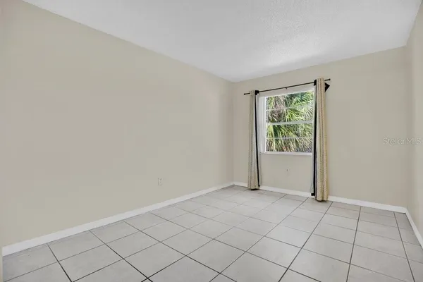 $1,300 | 2507 North Alafaya Trail, Unit 10, Orlando, FL 32826