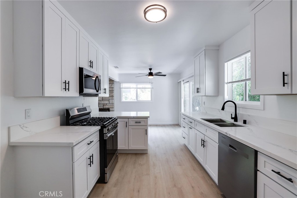 3023 Royce Lane Costa Mesa, CA 92626 - Photo 7 of 16