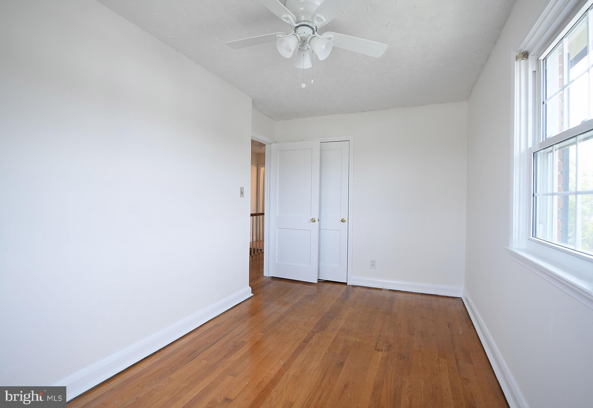 7601 Parkwood Road Baltimore, MD 21222 - Photo 23 of 32 BR 1 Approximately 14 'x 7'10"
