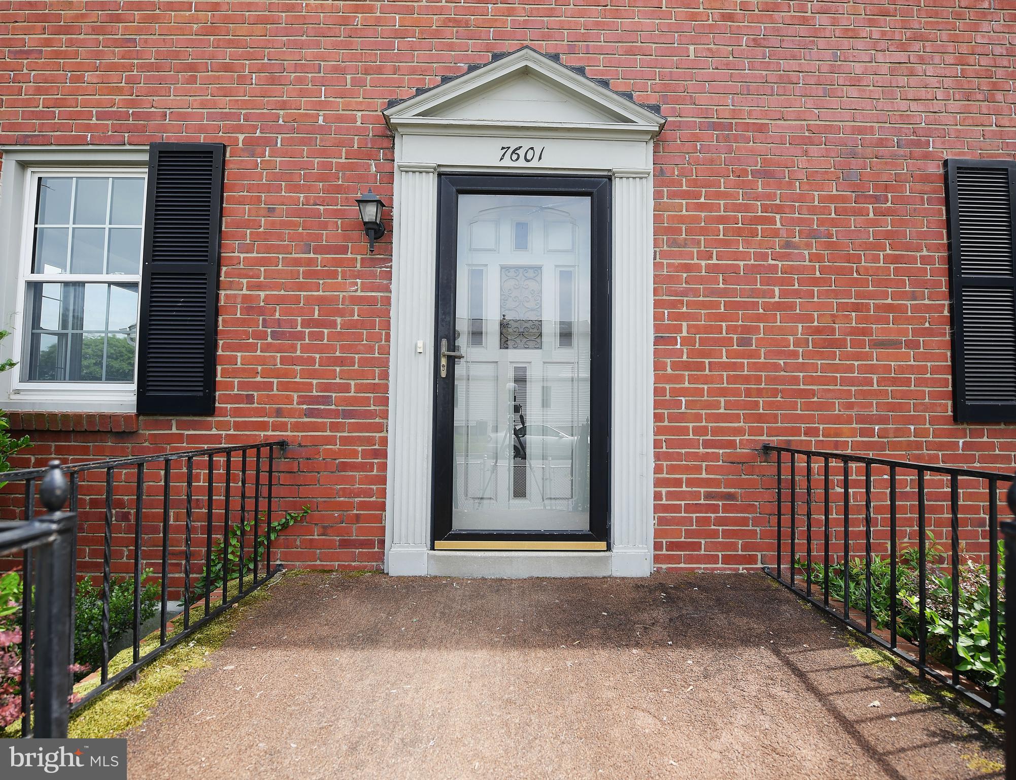 7601 Parkwood Road Baltimore, MD 21222 - Photo 5 of 32 Attention To Details