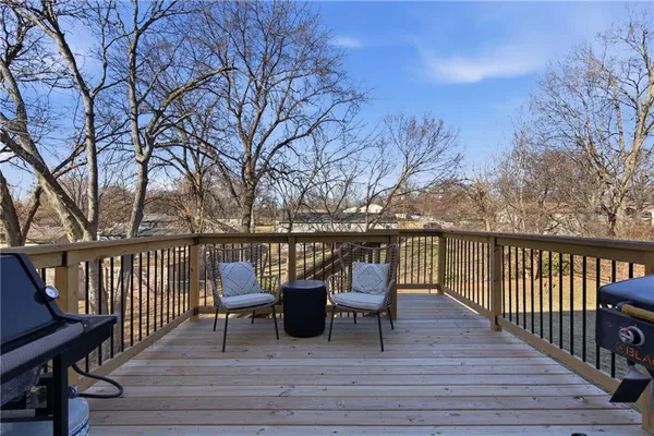 $395,000 | 4736 Hadley Street, Overland Park, KS 66203