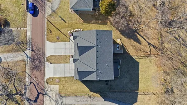 $395,000 | 4736 Hadley Street, Overland Park, KS 66203