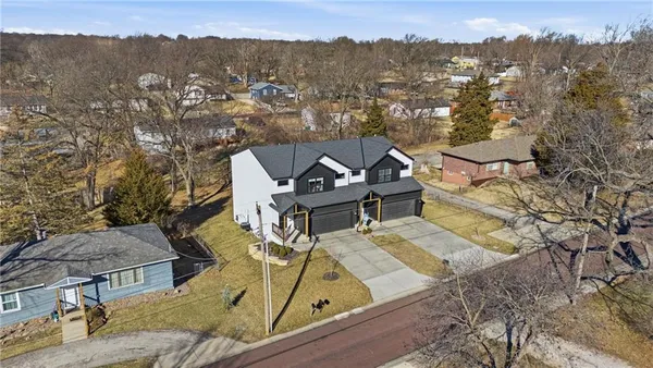 $395,000 | 4736 Hadley Street, Overland Park, KS 66203