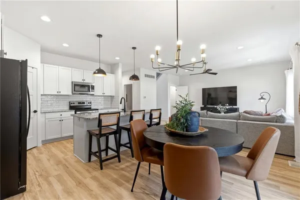 $395,000 | 4736 Hadley Street, Overland Park, KS 66203