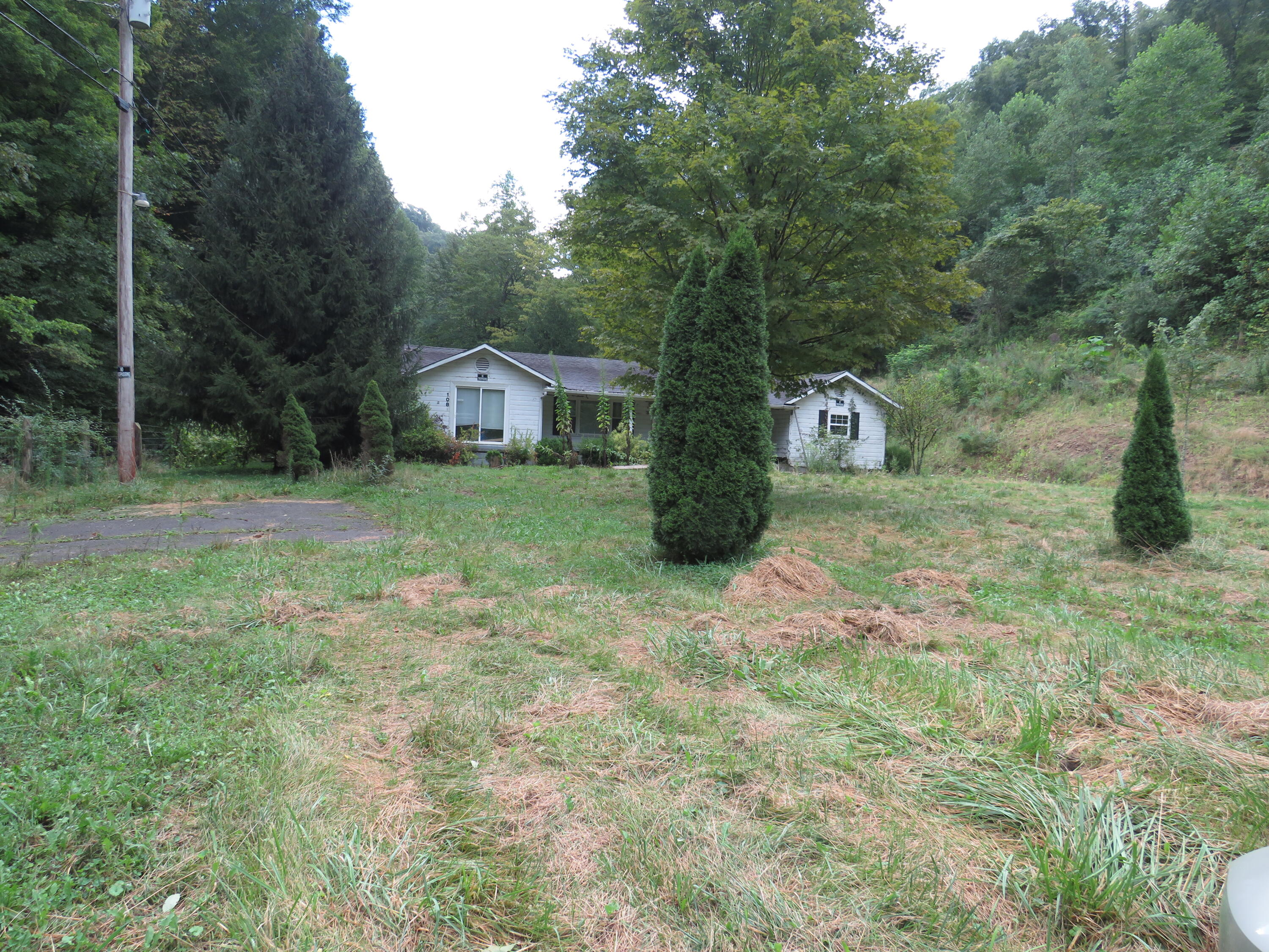 108 Lost Fork Road Manchester, KY 40962 - Photo 26 of 111 IMG_4356