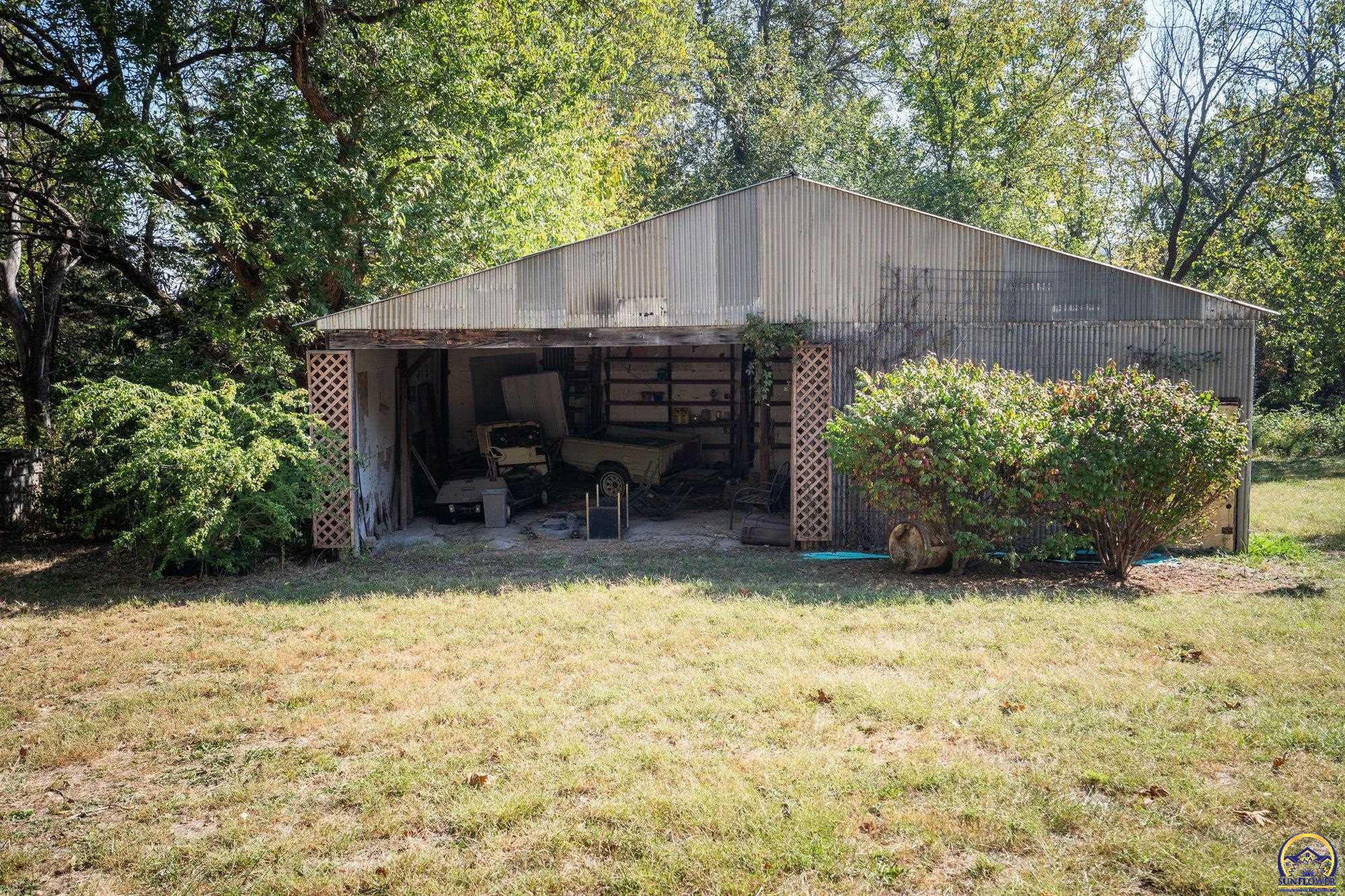 1792 East 1068th Road Lawrence, KS 66049 - Photo 36 of 46