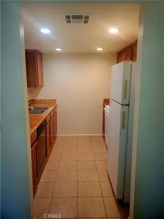 $380,000 | 1110-107 West Blaine Street, Riverside, CA 92507