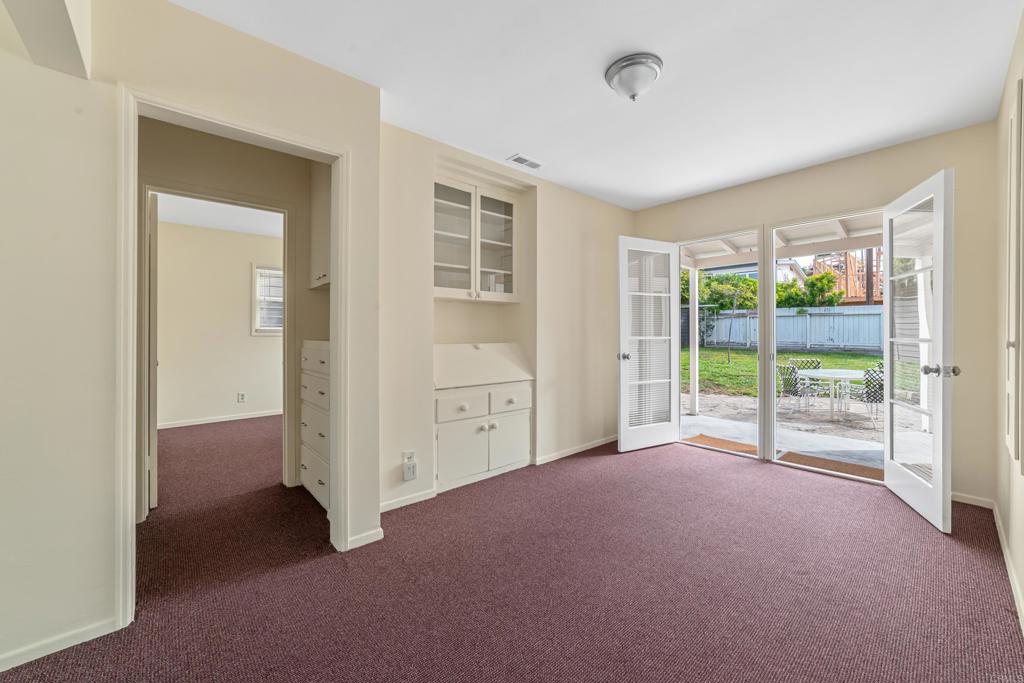 135 4th Street Encinitas, CA 92024 - Photo 16 of 33