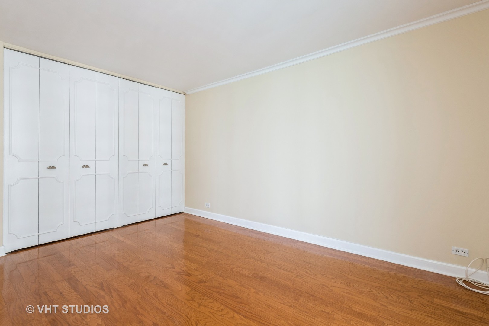 6007 North Sheridan Road, Unit 26F Chicago, IL 60660 - Photo 15 of 29 Gallery Image 15