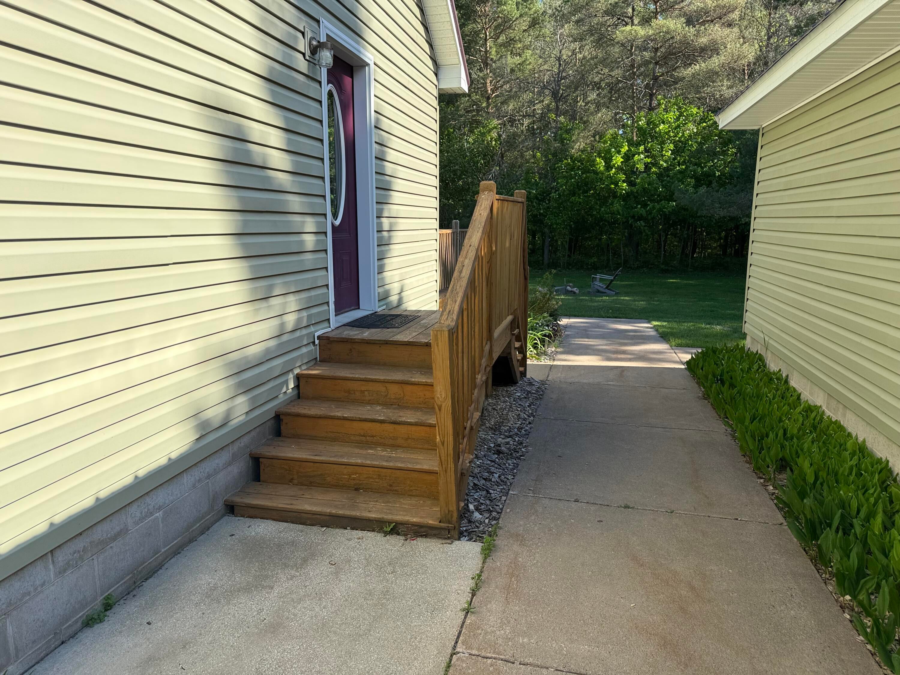 17940 South Deer Run Road Kinross, MI 49752 - Photo 26 of 34 Gallery Image 26
