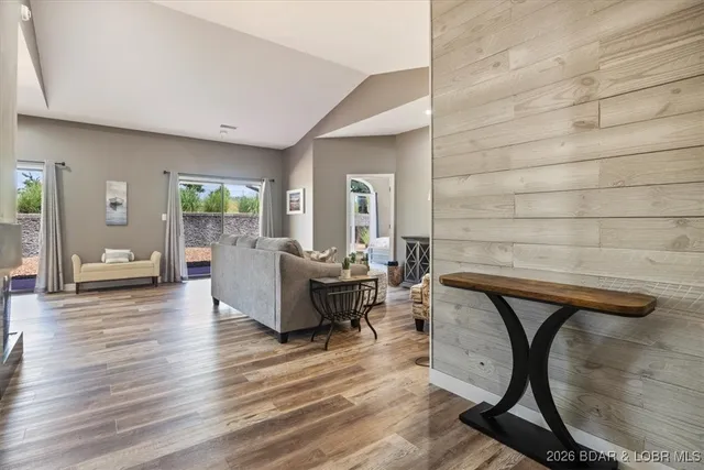 $280,000 | 576 Racquet Club Drive, Unit 407, Lake Ozark, MO 65049