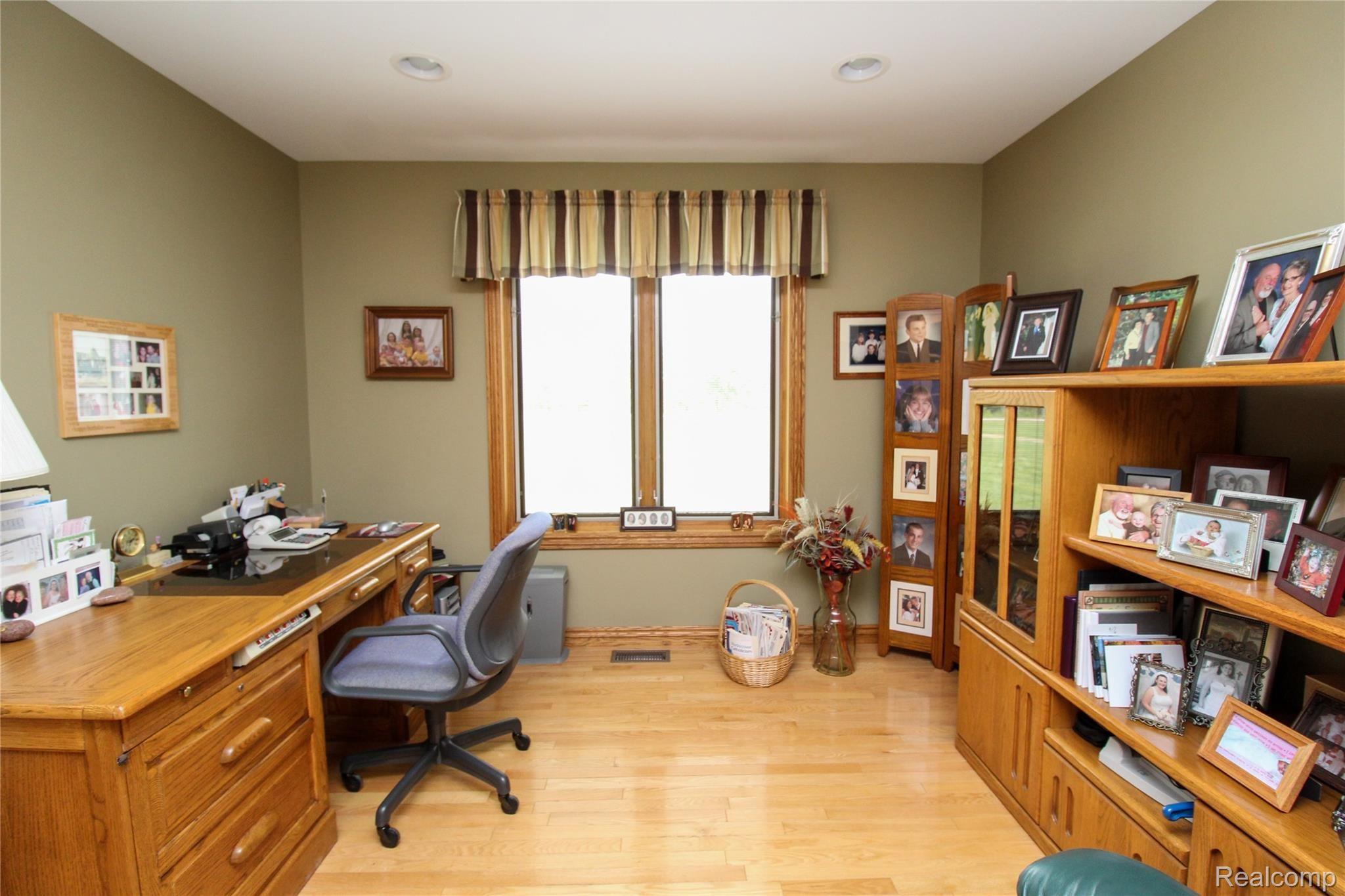 13031 Burgess Road Memphis, MI 48041 - Photo 6 of 44 Office3.jpg