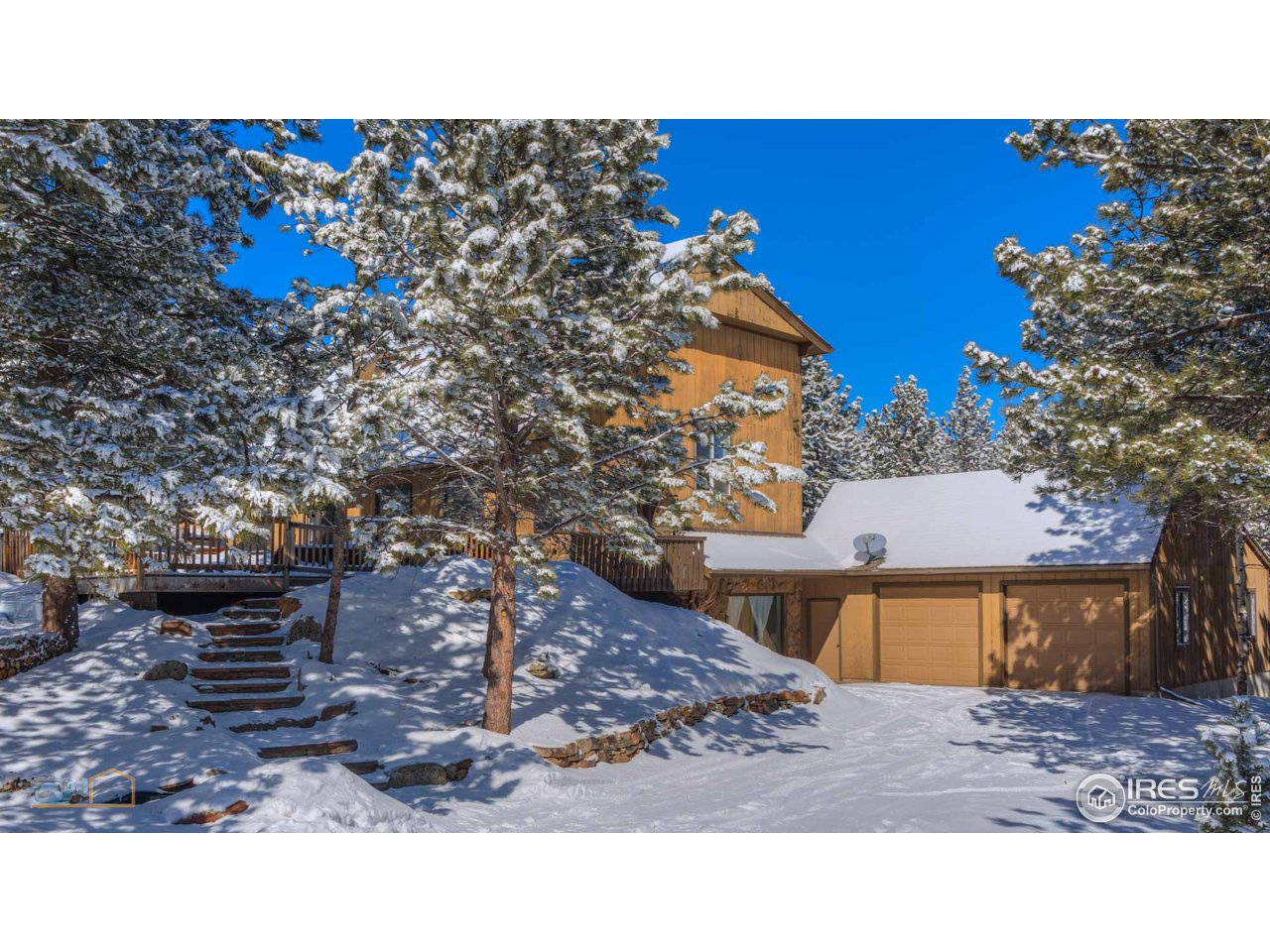 31 Rim Road Boulder, CO 80302 - Photo 4 of 40 Plenty of space to park and turn around - flat drive~
