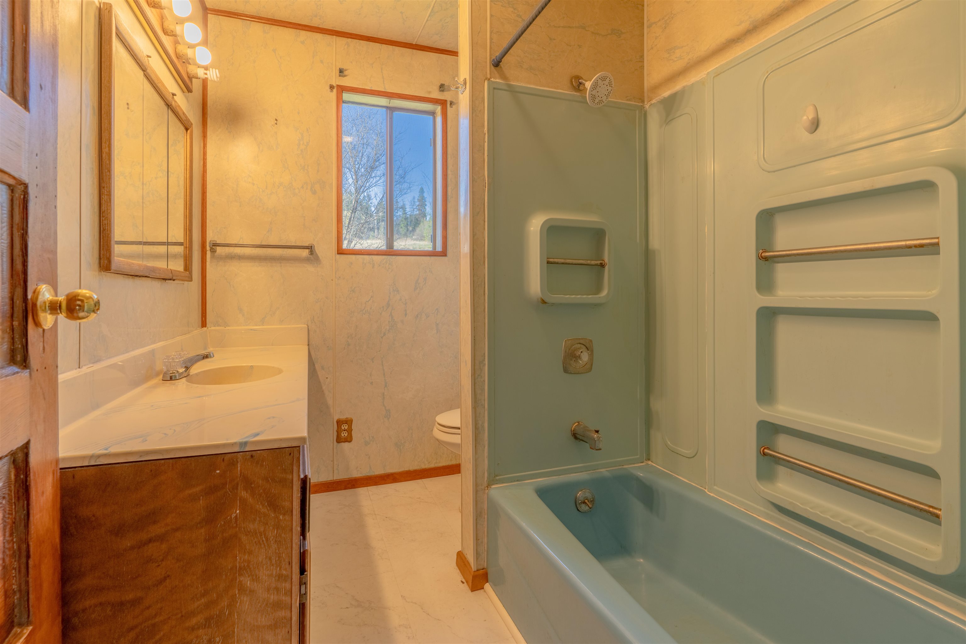 20016 North Sands Road Colbert, WA 99005 - Photo 14 of 50