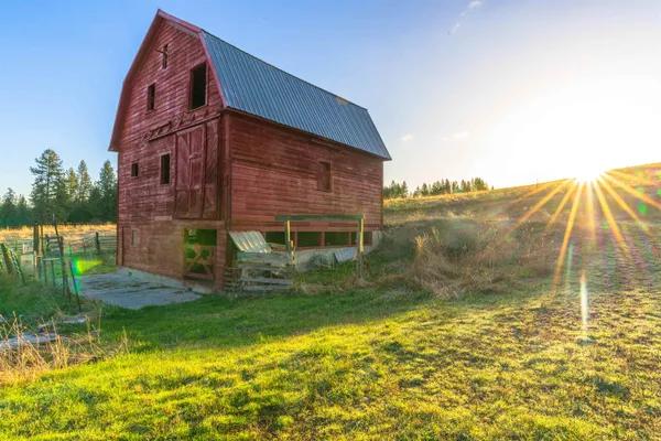 $599,985 | 20016 North Sands Road, Colbert, WA 99005