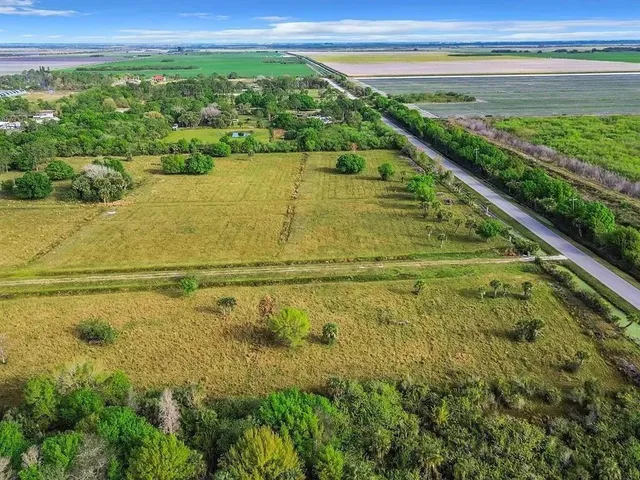 a view of an outdoor space and a lake view