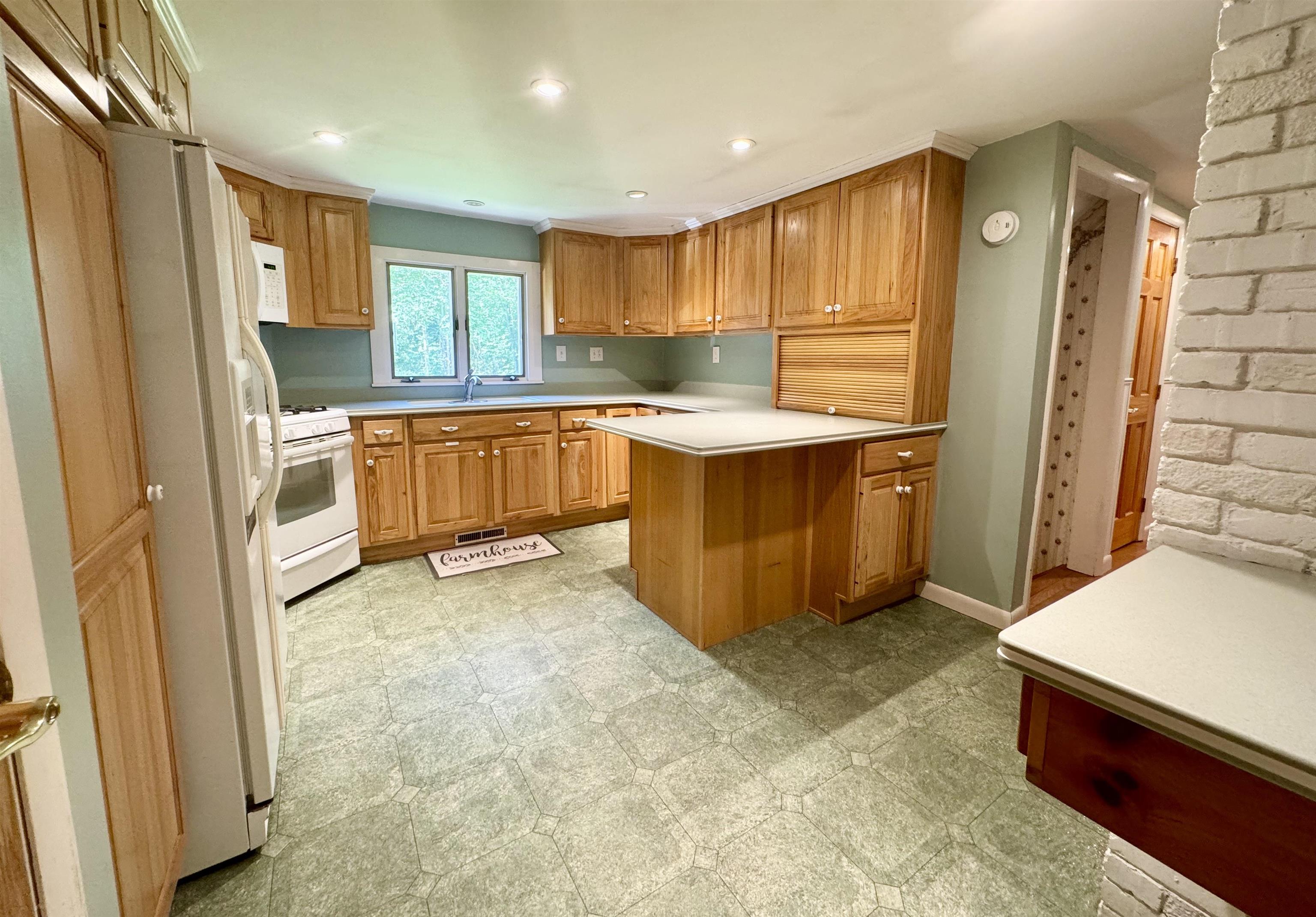 199 Maple Ridge Road Chester, VT 05143 - Photo 5 of 31