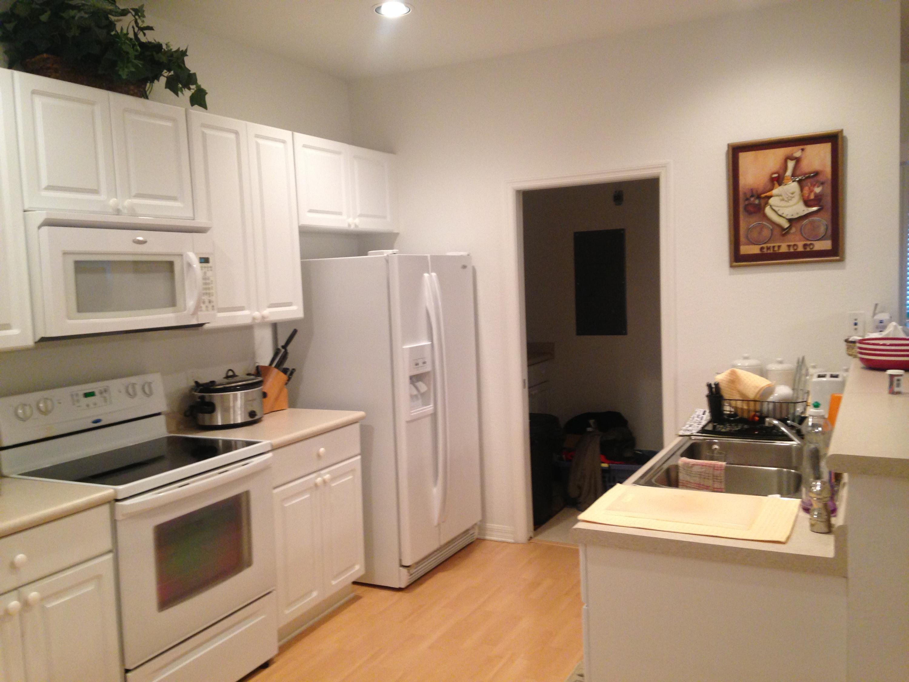 1791 Lakefront Boulevard, Unit 1 Fort Pierce, FL 34982 - Photo 5 of 15 IMG_3528.JPG