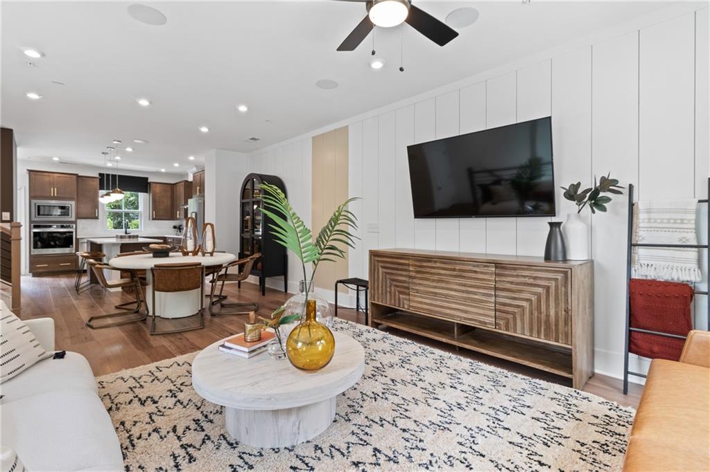 2580 Astaire Court Northwest Atlanta, GA 30318 - Photo 12 of 31