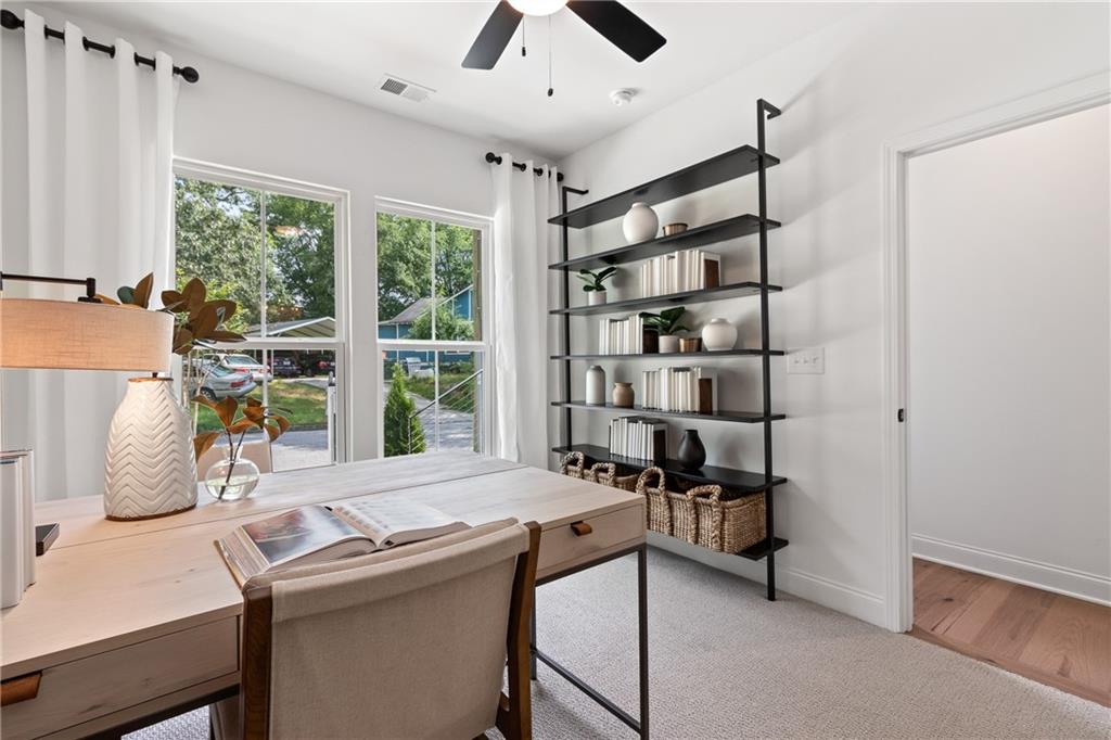 2580 Astaire Court Northwest Atlanta, GA 30318 - Photo 6 of 31