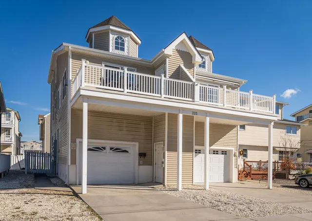 $1,599,999 | 225 39th Street, Unit WEST, Sea Isle City, NJ 08243