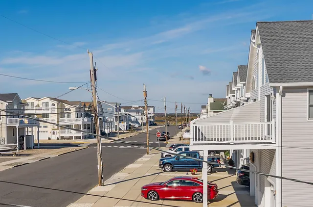 $1,599,999 | 225 39th Street, Unit WEST, Sea Isle City, NJ 08243