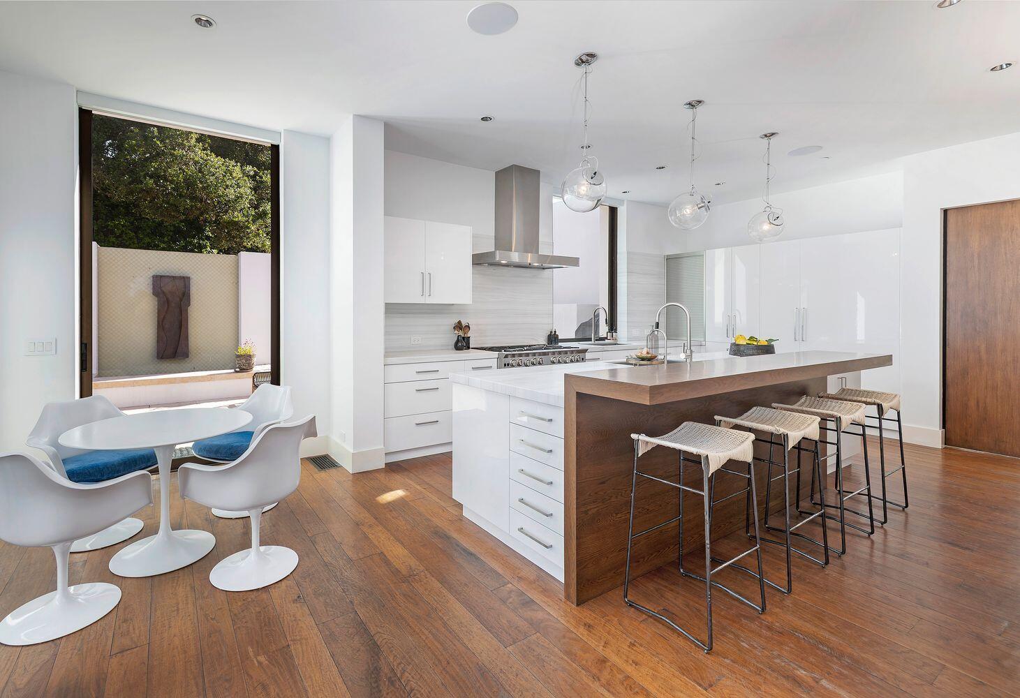 356 Woodley Road Montecito, CA 93108 - Photo 16 of 71 1500x1000-14