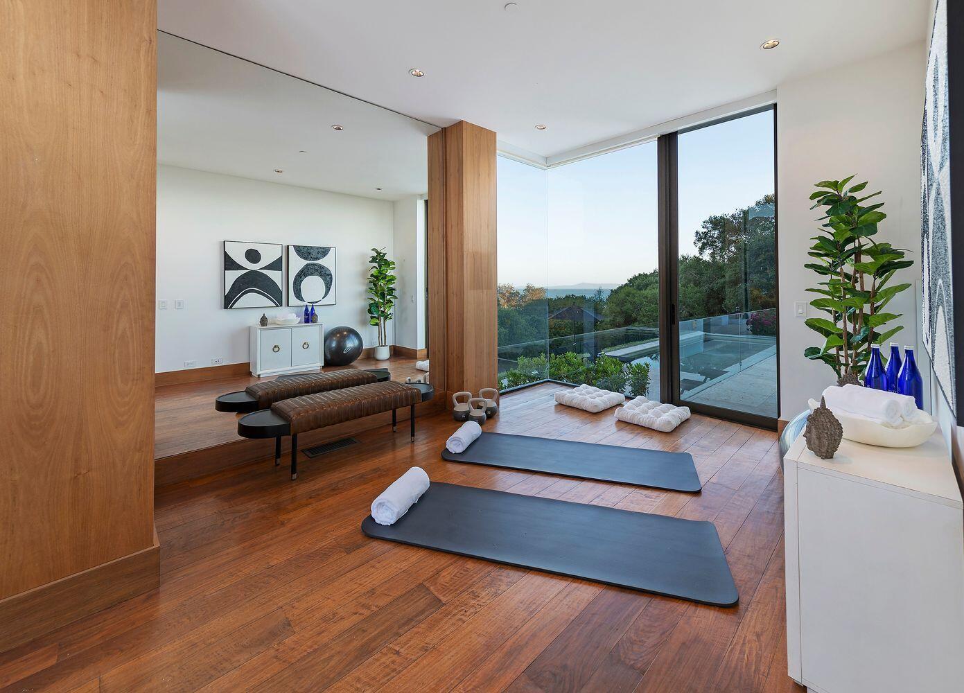 356 Woodley Road Montecito, CA 93108 - Photo 19 of 71 1500x1000-17