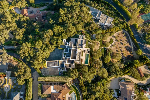 $24,900,000 | 356 Woodley Road, Montecito, CA 93108