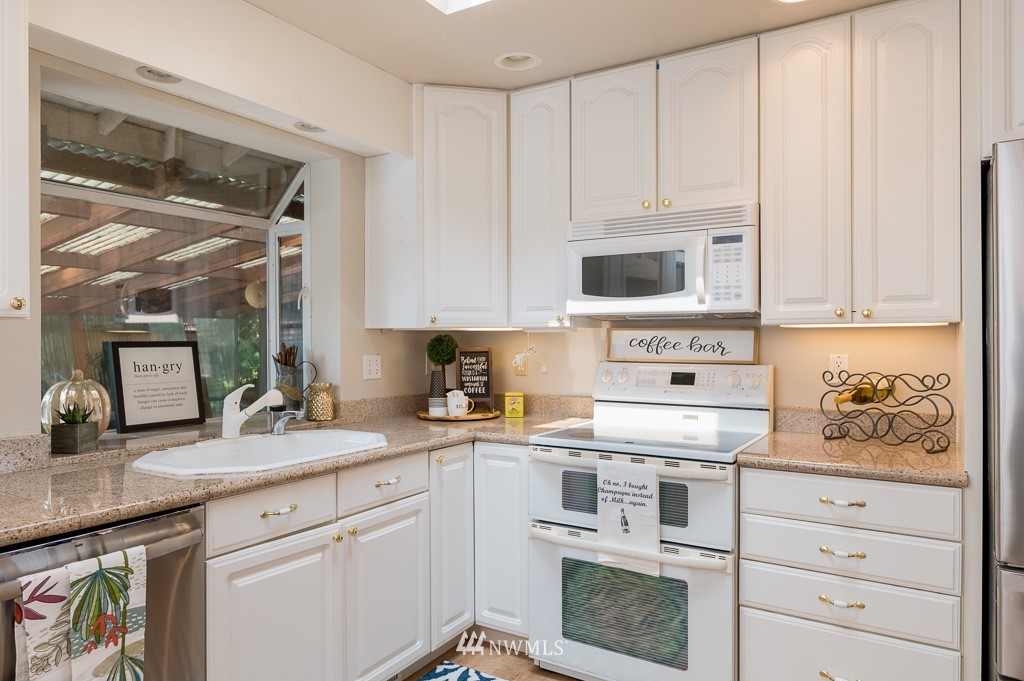 18335 129th Place Northeast Bothell, WA 98011 - Photo 13 of 32