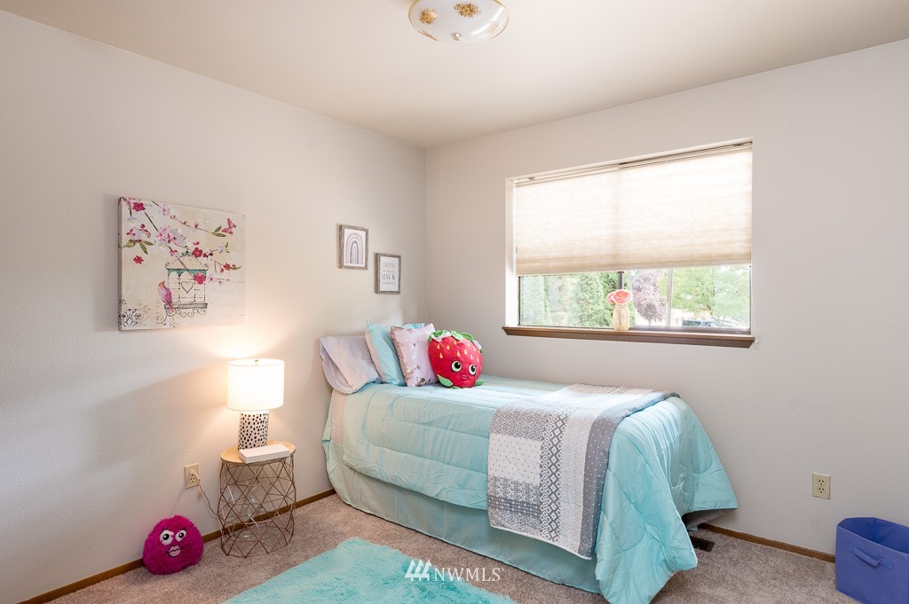 18335 129th Place Northeast Bothell, WA 98011 - Photo 17 of 32